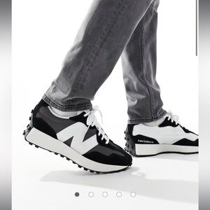 New Balance 327 Sneaker Size 10.5 Mens